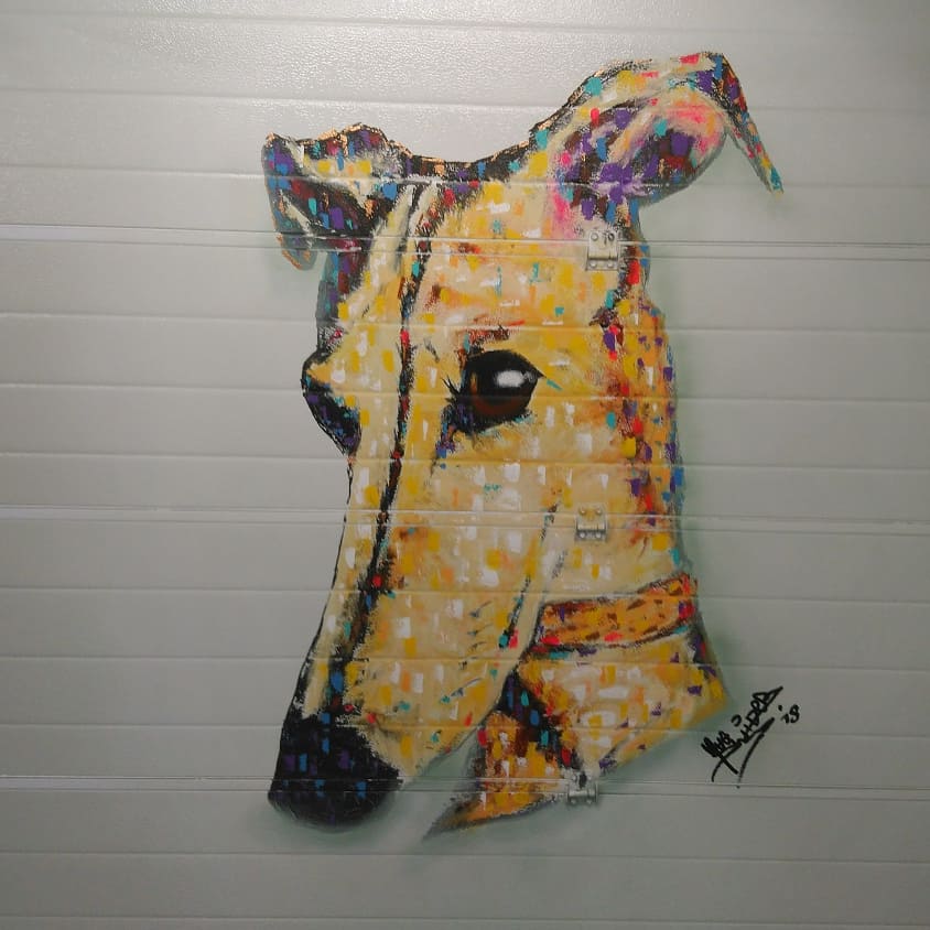 Garagedeur muurschildering van een galgo hond