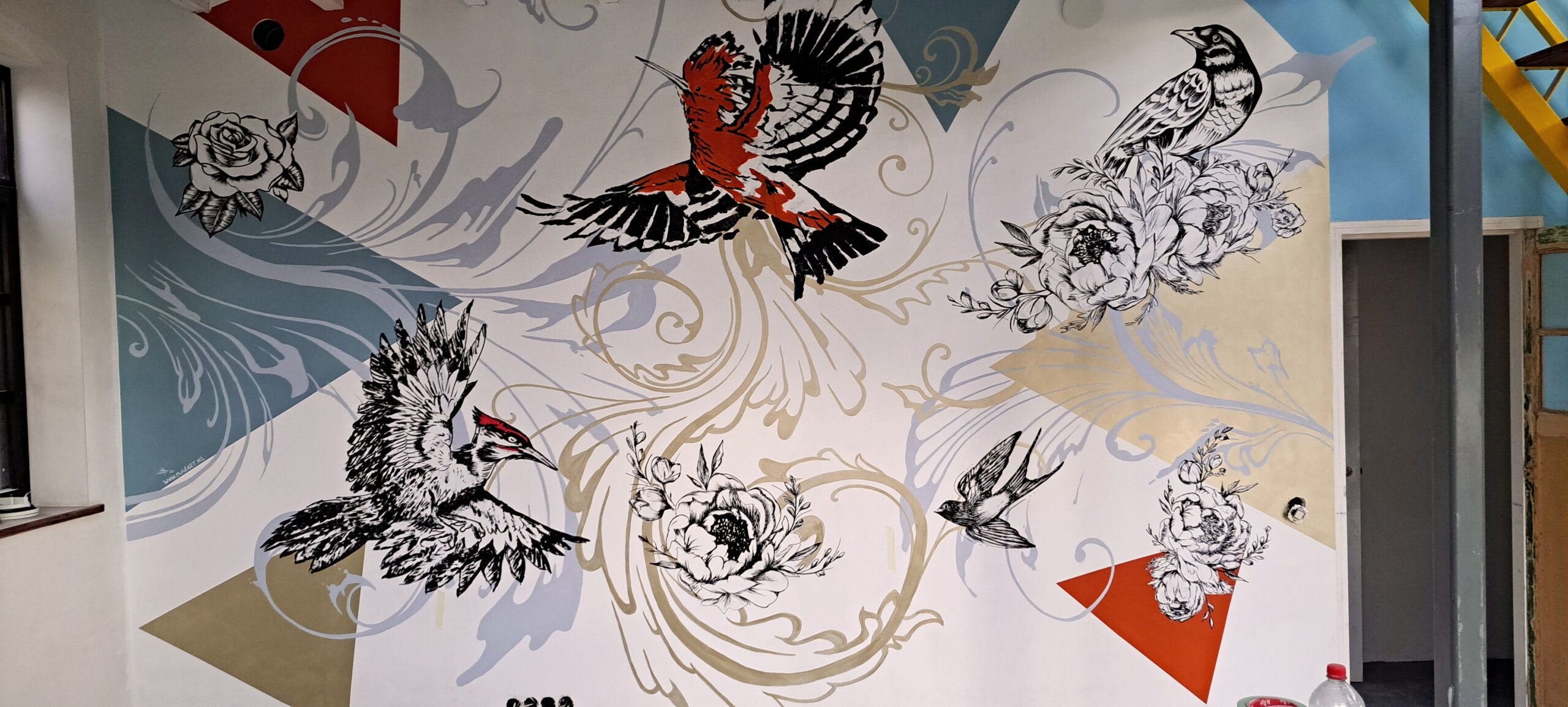Vogel muurschildering in Gilze